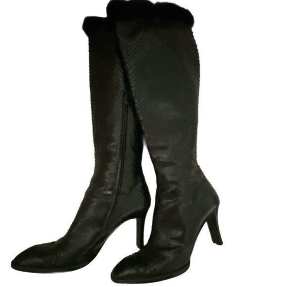 💥💥Stunning Tod’s Python boots 💥💥 - Picture 2 of 7